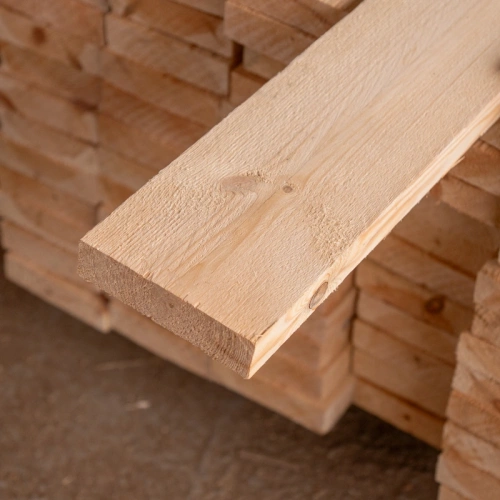 картинка Доска обрезная камерной сушки 40*150*6000мм ель/сосна 1-2 сорт дисковый распил (10-18%) от магазина Пиломатериал Воткинск